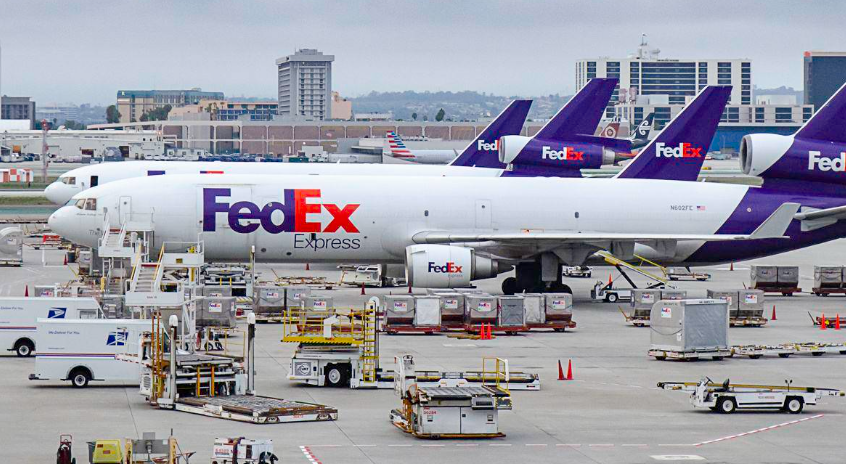 ʱݴʿDHL,UPS,FEDEX,EMSؿרݺSALҵ<a href=http://www.fsdgjkd.com target=_blank class=infotextkey>ʿݹ˾</a>һ