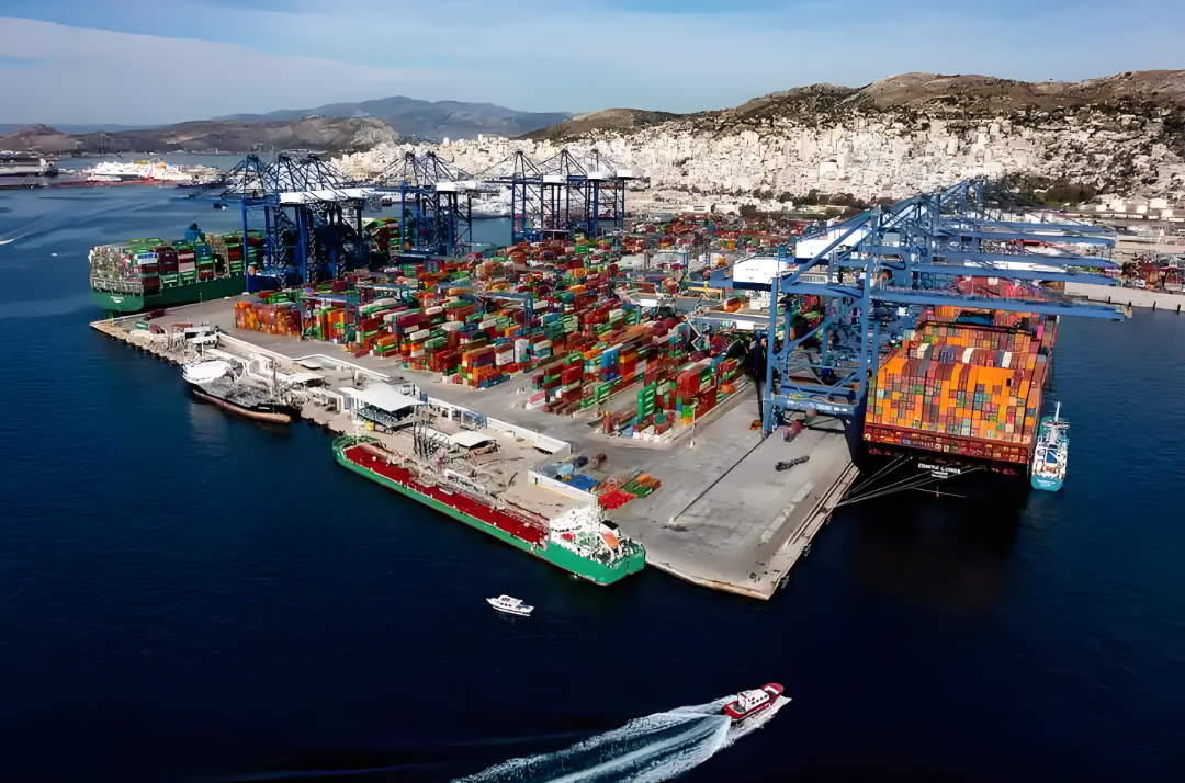 货代,英国港口收费政策,<a href=http://www.fsdgjkd.com target=_blank class=infotextkey>国际快递</a>,<a href=http://www.fsdgjkd.com target=_blank class=infotextkey>国际快递公司</a>,FedEx,DHL,UPS,EMS,特快专递,航空,SAL,海运