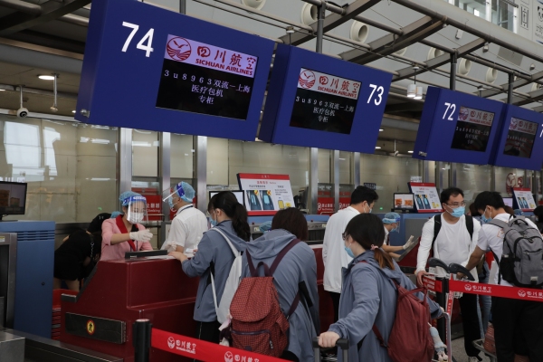 是川航对援川医疗队最好的报答-欧洲空运