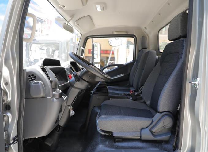 全是东风多利卡-韩国ICN空运