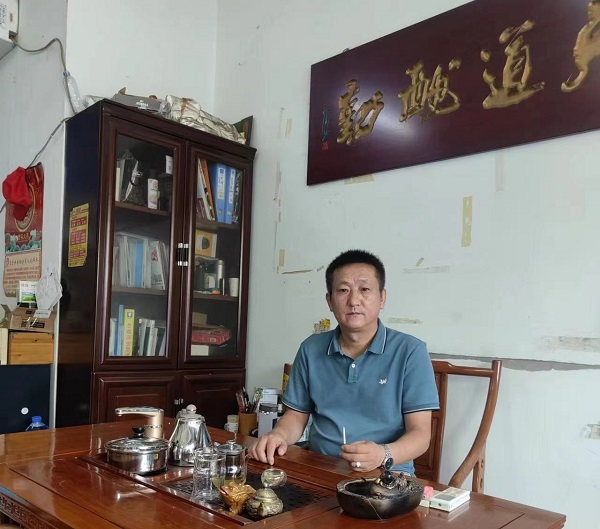 搭载的是玉柴国六245马力发动机-德国海派